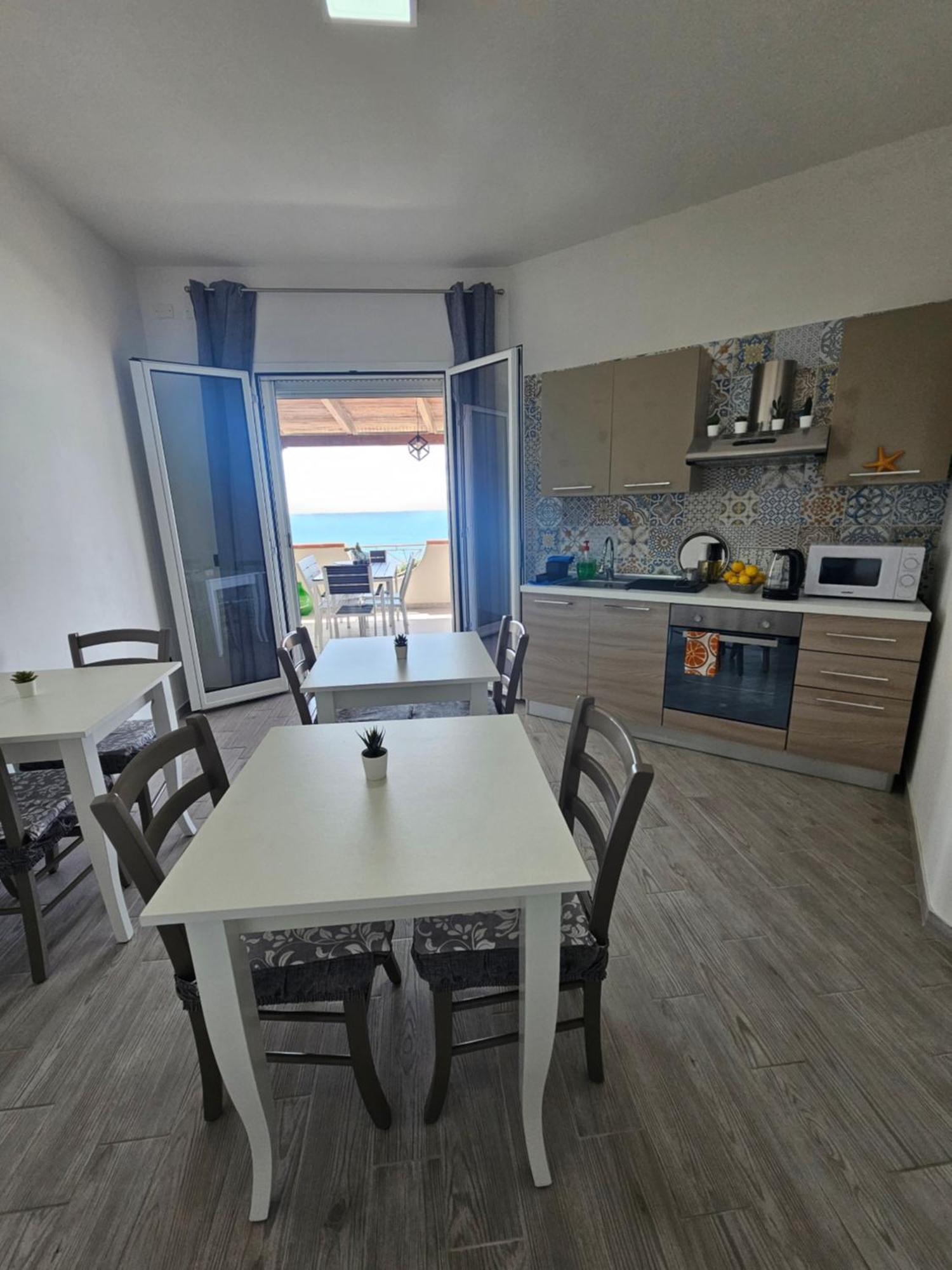 Frontemare Locazione Turistica Hotel Porto Empedocle Kültér fotó